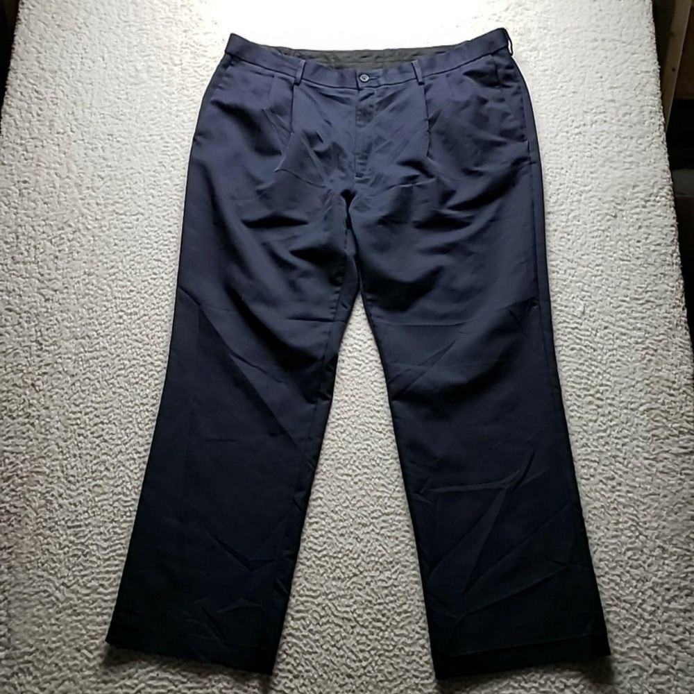 Haggar Dress Pants Mens 42x30 Blue Pleated Classic Fit Microfiber Herringbone